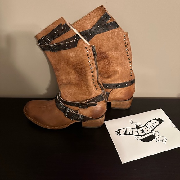Freebird Garrison Tan Leather Boots with Black Straps - Picture 3 of 5